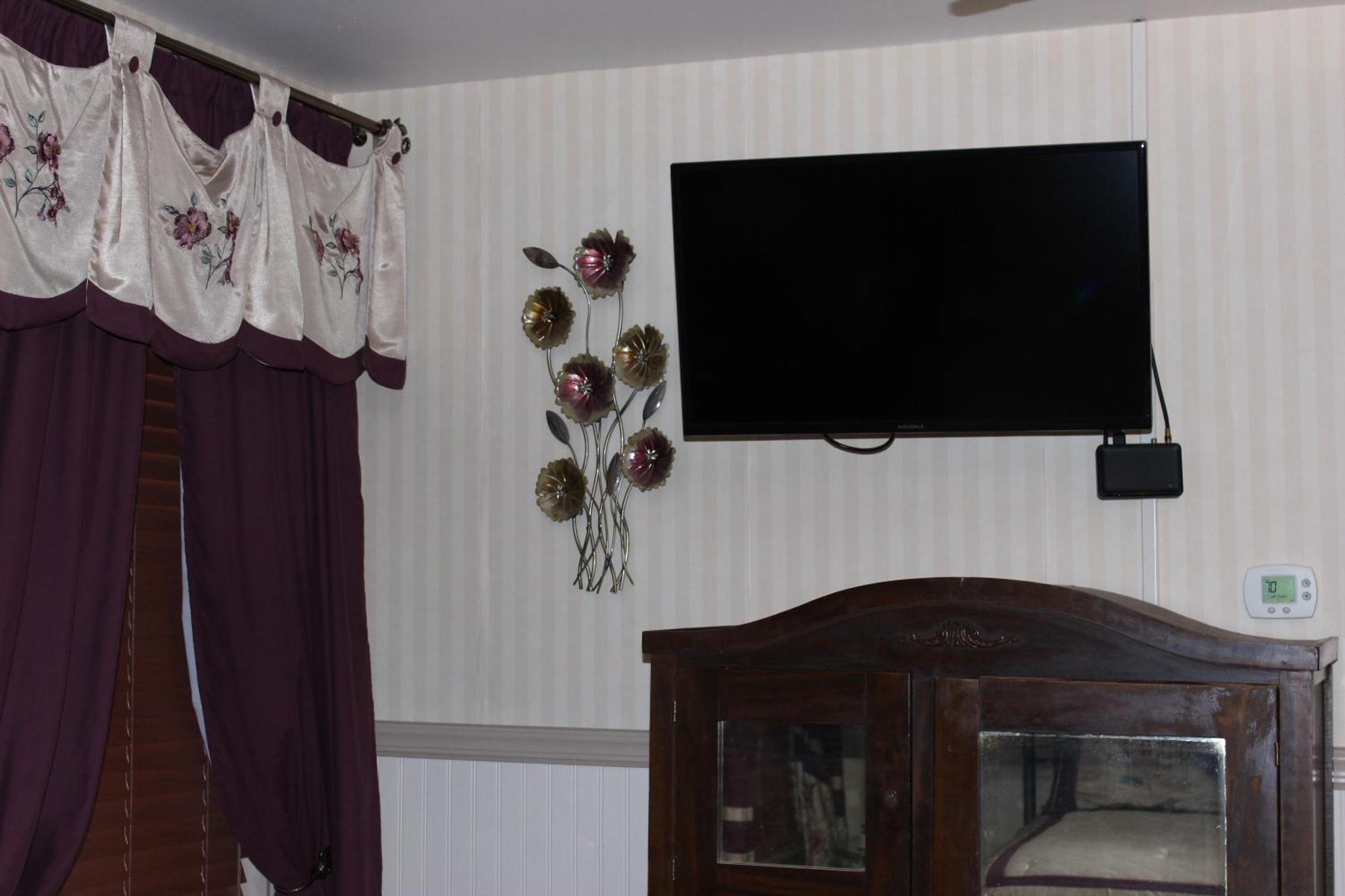 Carriage Stop Bed & Breakfast Palmyra Exterior photo