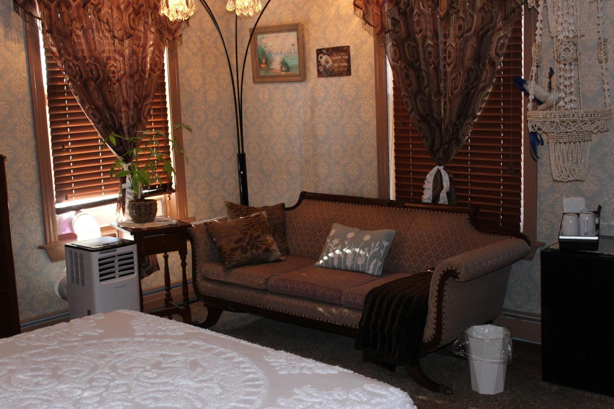 Carriage Stop Bed & Breakfast Palmyra Exterior photo